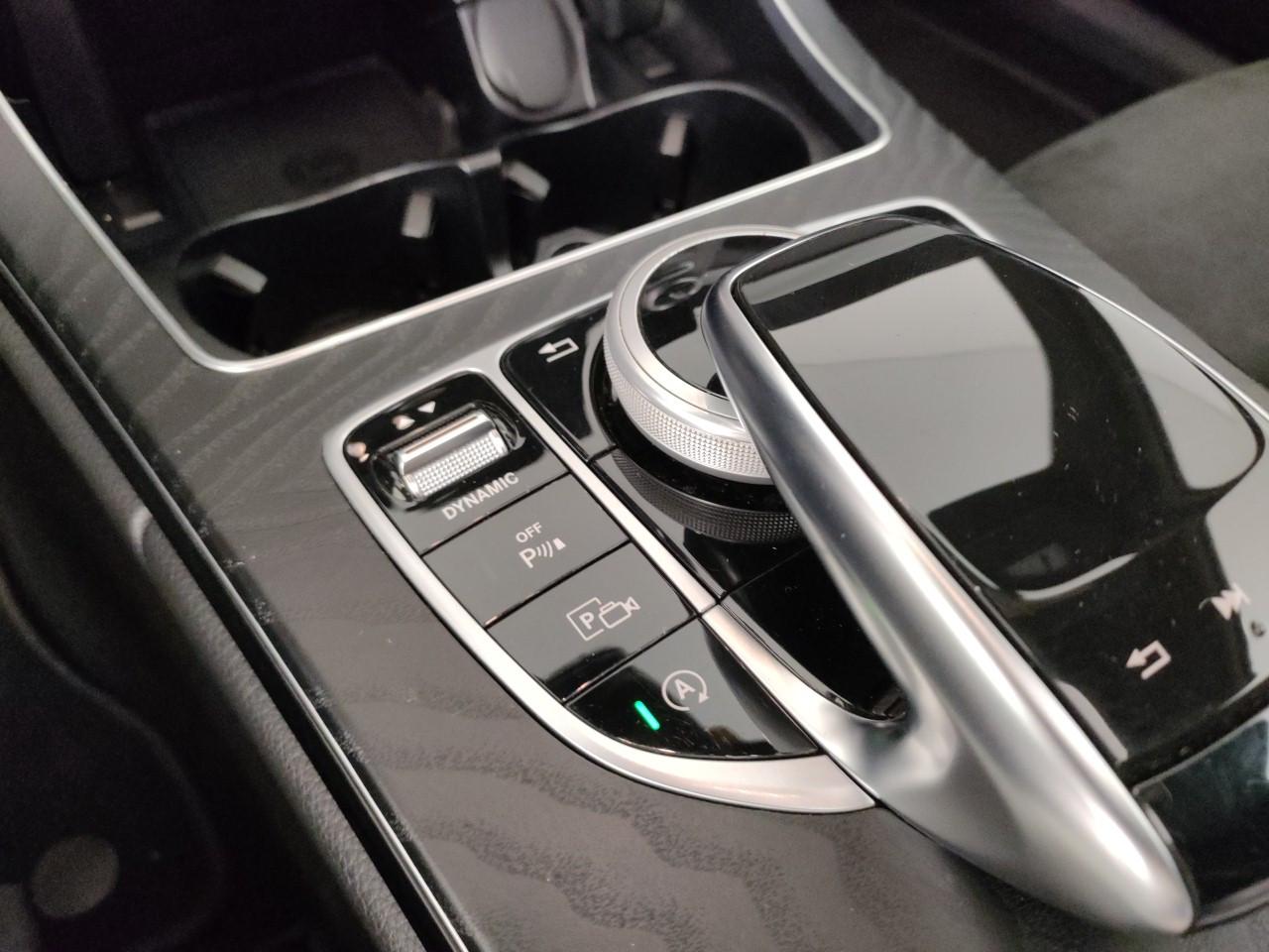 Mercedes-Benz C Coupe 200 mhev (eq-boost) Premium Plus auto