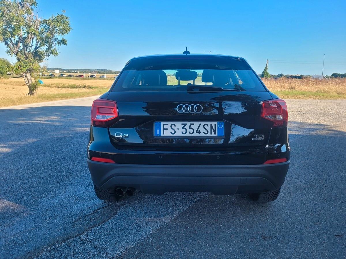 Audi Q2 2.0 TDI quattro S tronic Business