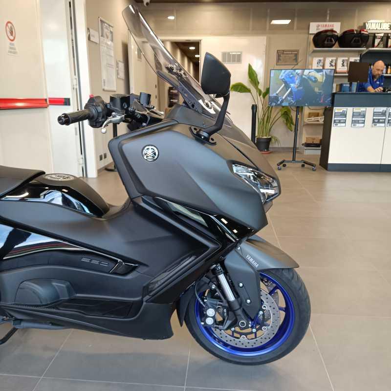 Yamaha T-Max 560 - 2025