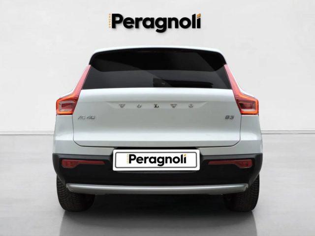 VOLVO XC40 B3 CORE AUTOMATICA AZIENDALE