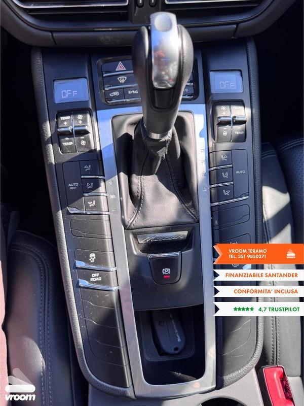 PORSCHE Macan 2.0 245 CV