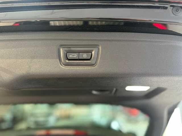 BMW Serie 3 318d 48V Touring Msport Pro