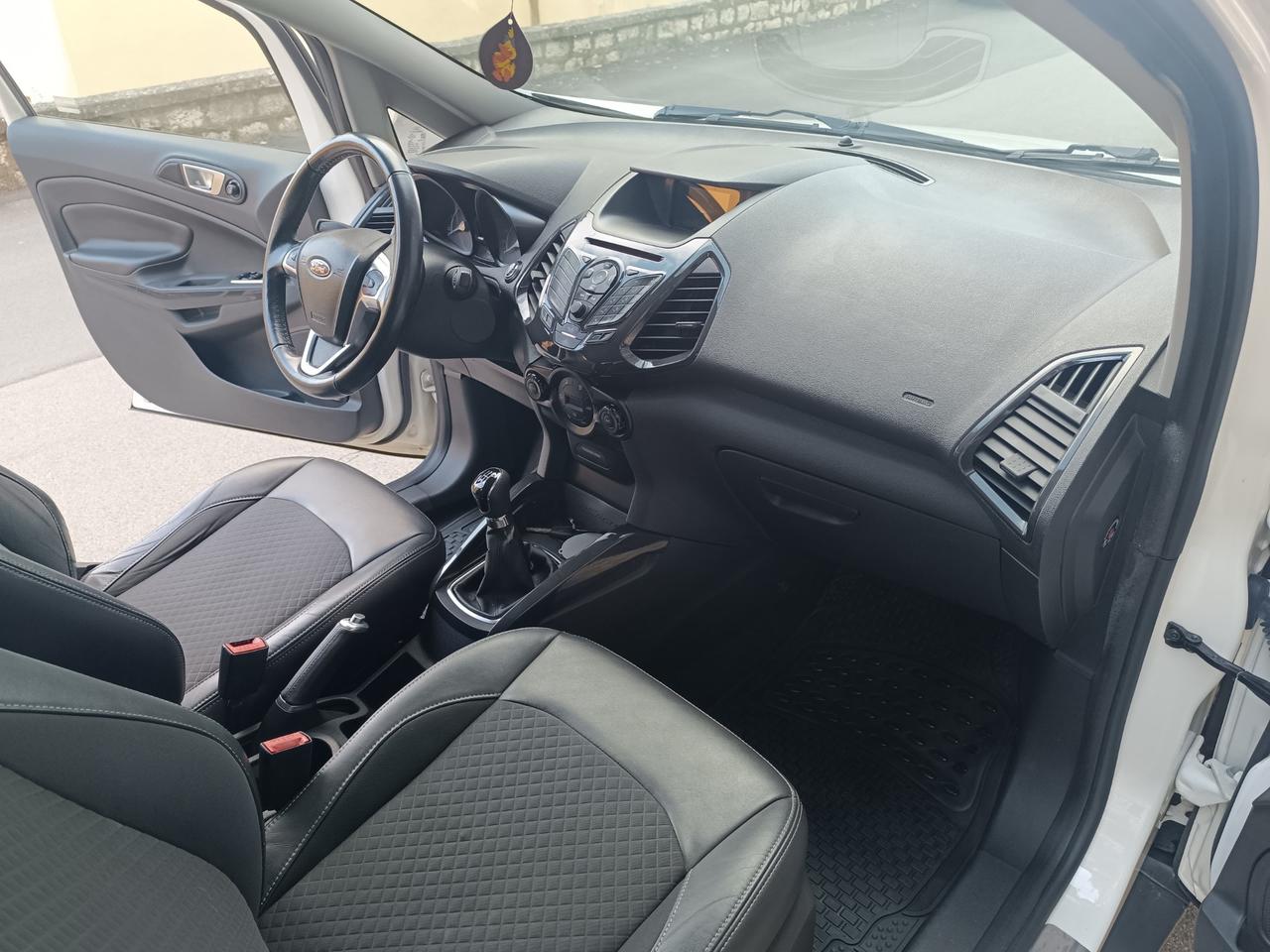 Ford EcoSport 1.5 TDCi 90 CV Titanium