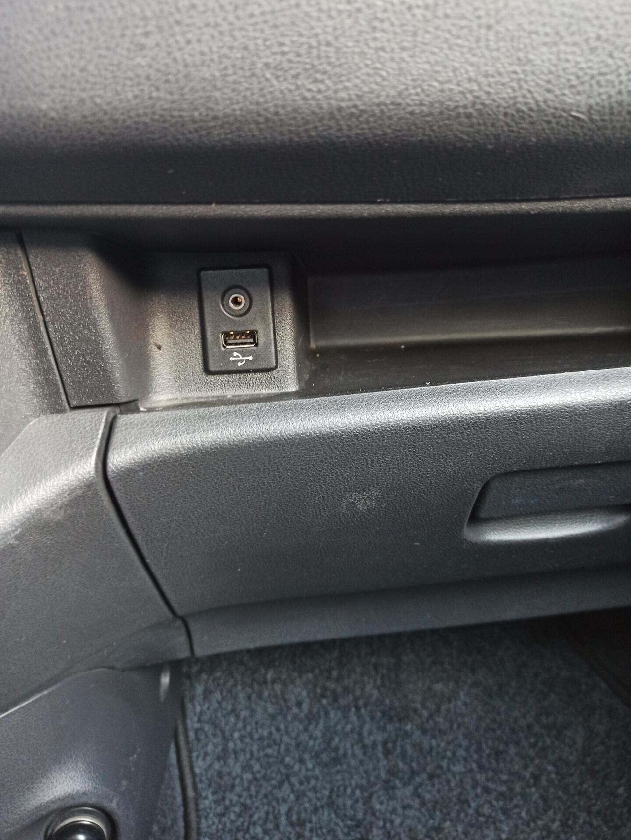 Nissan Micra 1.2 12V 5 porte Comfort