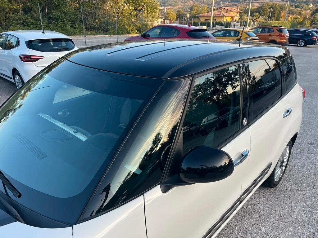 Fiat 500L Living 1.6 Multijet 120 CV tetto nero