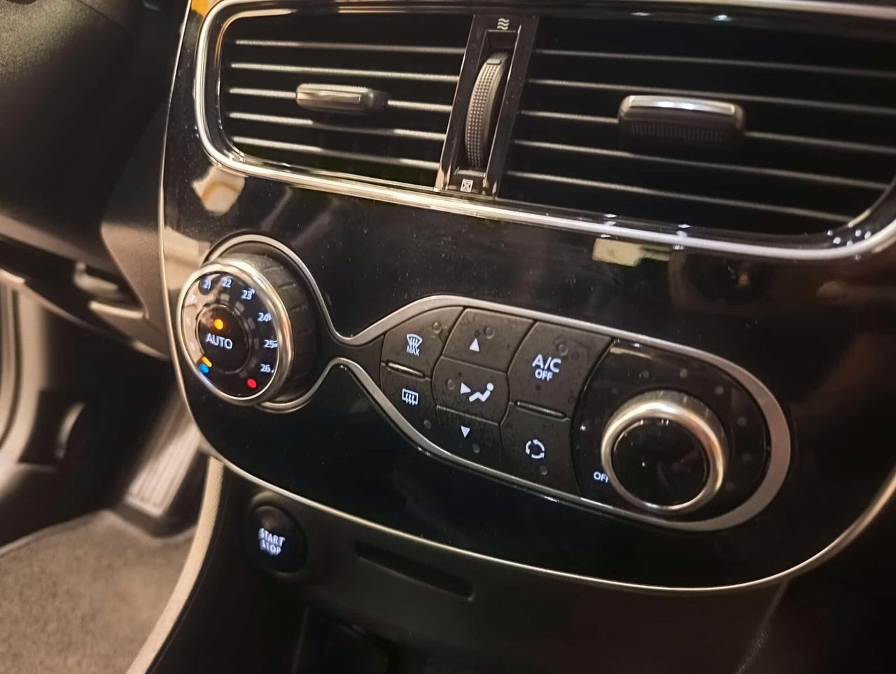 Renault Clio 1.2 75 CV 5 porte Duel2