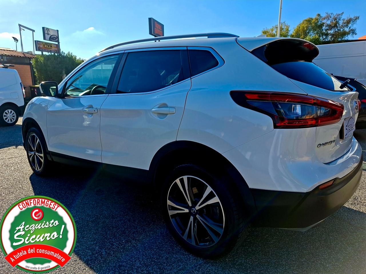 Nissan Qashqai 1.3 DIG-T DCT N-Connecta*NAVI*AUTO*TETTO*CAMERA**