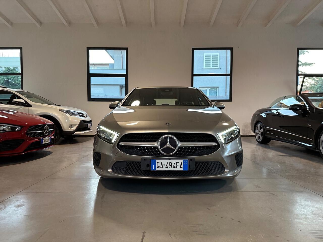 Mercedes-benz A 180 A 180 d Automatic Sport