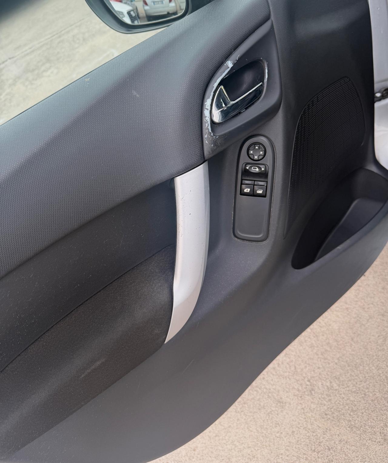 Citroen C3 1.4 Benzina 73CV Exclusive 5porte