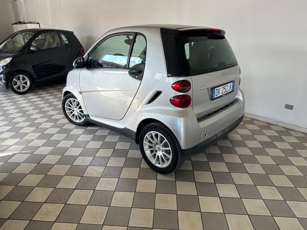Smart ForTwo 1000 52 kW SERVOSTERZO
