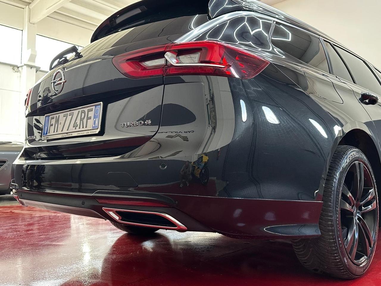 Opel Insignia 2.0 Turbo opc S&S AWD aut. Sports Tourer Innov.