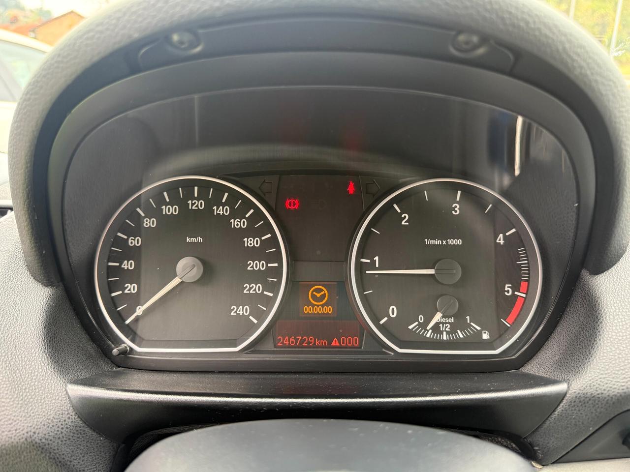 Bmw 118d cat 5 porte Futura DPF / 2.0 ,143 CV /EURO 5/ FRIZIONE E VOLANO NUOVI