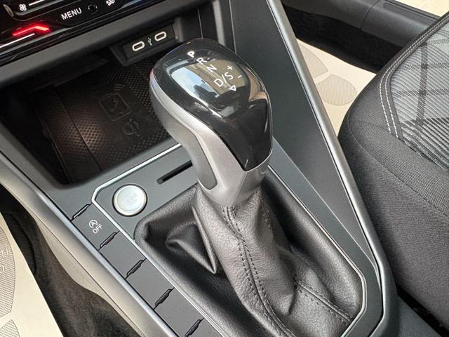 VOLKSWAGEN Taigo 1.0 TSI 116 CV DSG R-Line TETTO APR/PAN