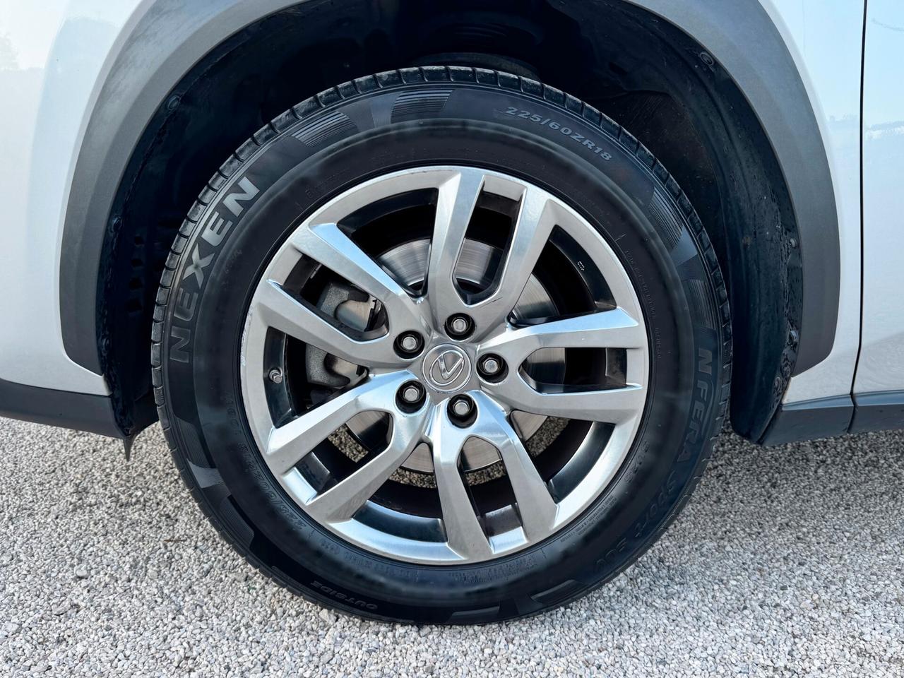 Lexus NX 300h 2.5 Executive 4WD cvt | PREZZO REALE