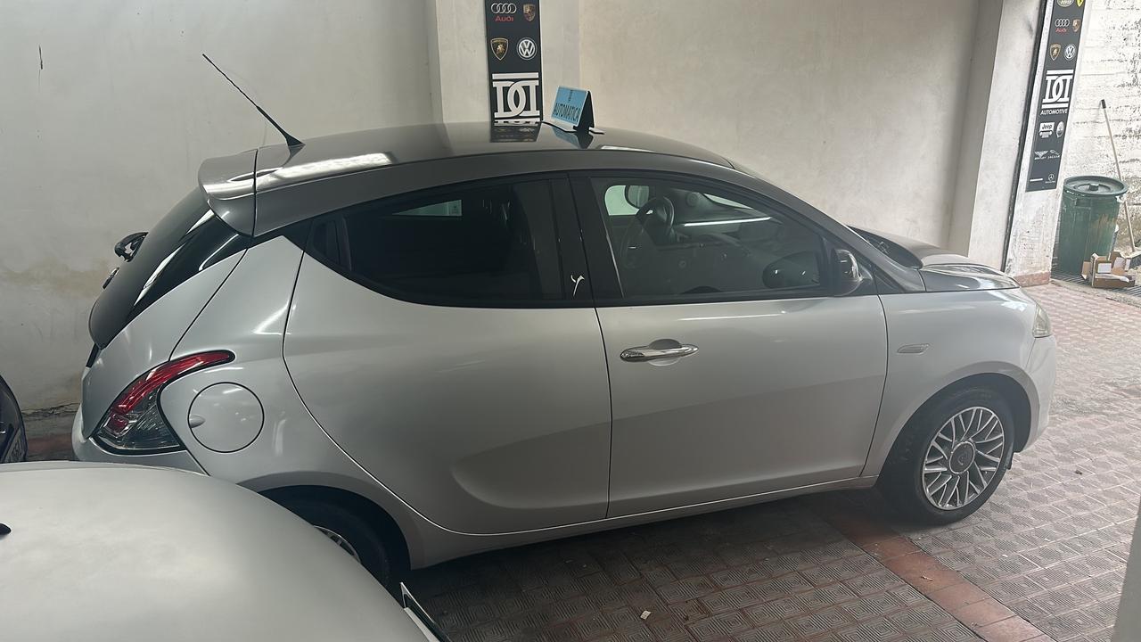 Lancia Ypsilon AUTOMATICA /RATE / FINANZIAMENTI/ BONUS
