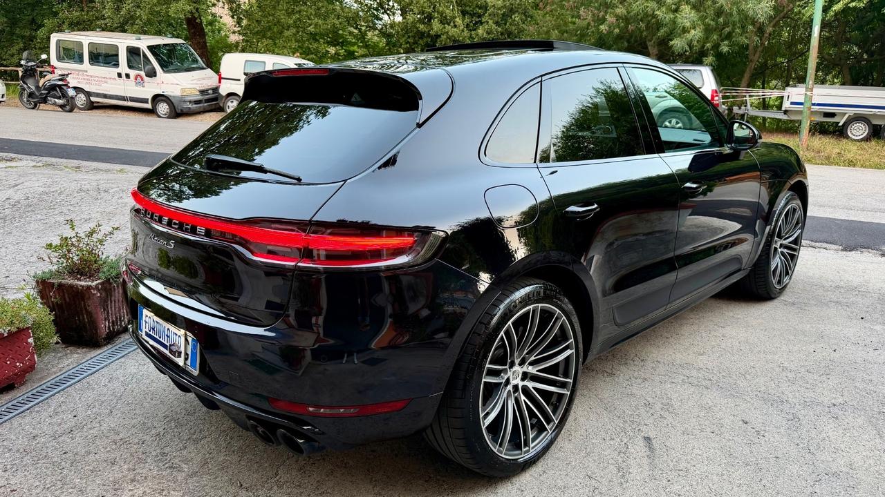 Porsche Macan 3.0 S Turbo iper full