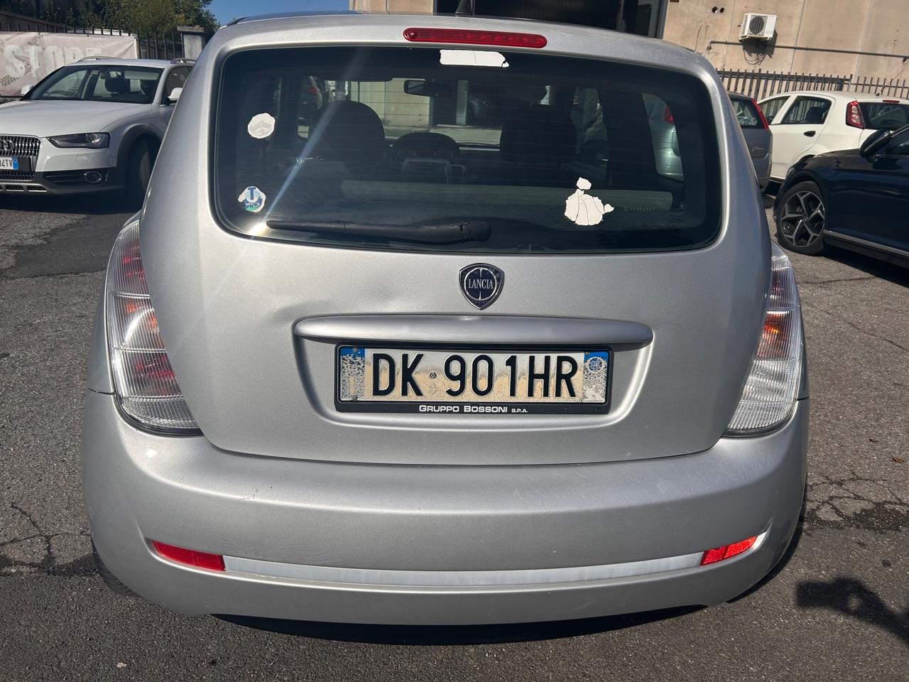 Lancia Ypsilon 1200 benzina
