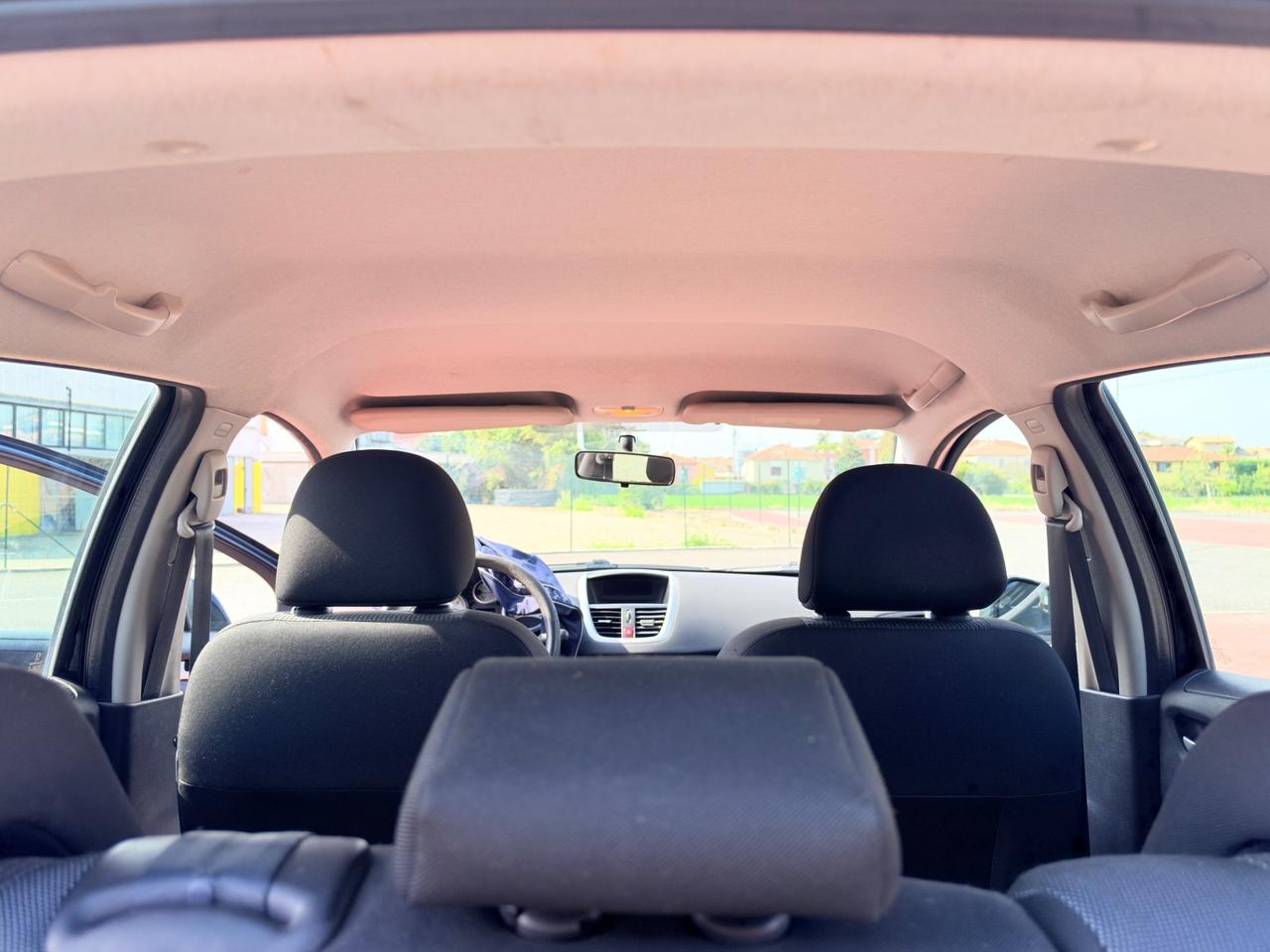 Peugeot 207 1.4 VTi 95CV 5p. XS