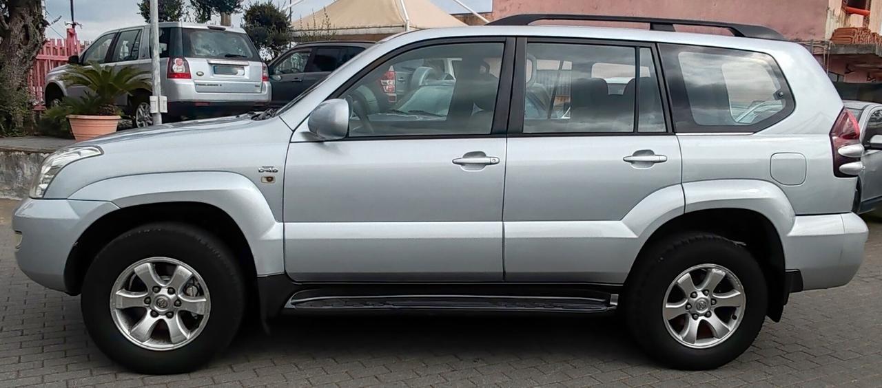 Toyota Land Cruiser 3.0 D-4D 16V 5 porte Sol