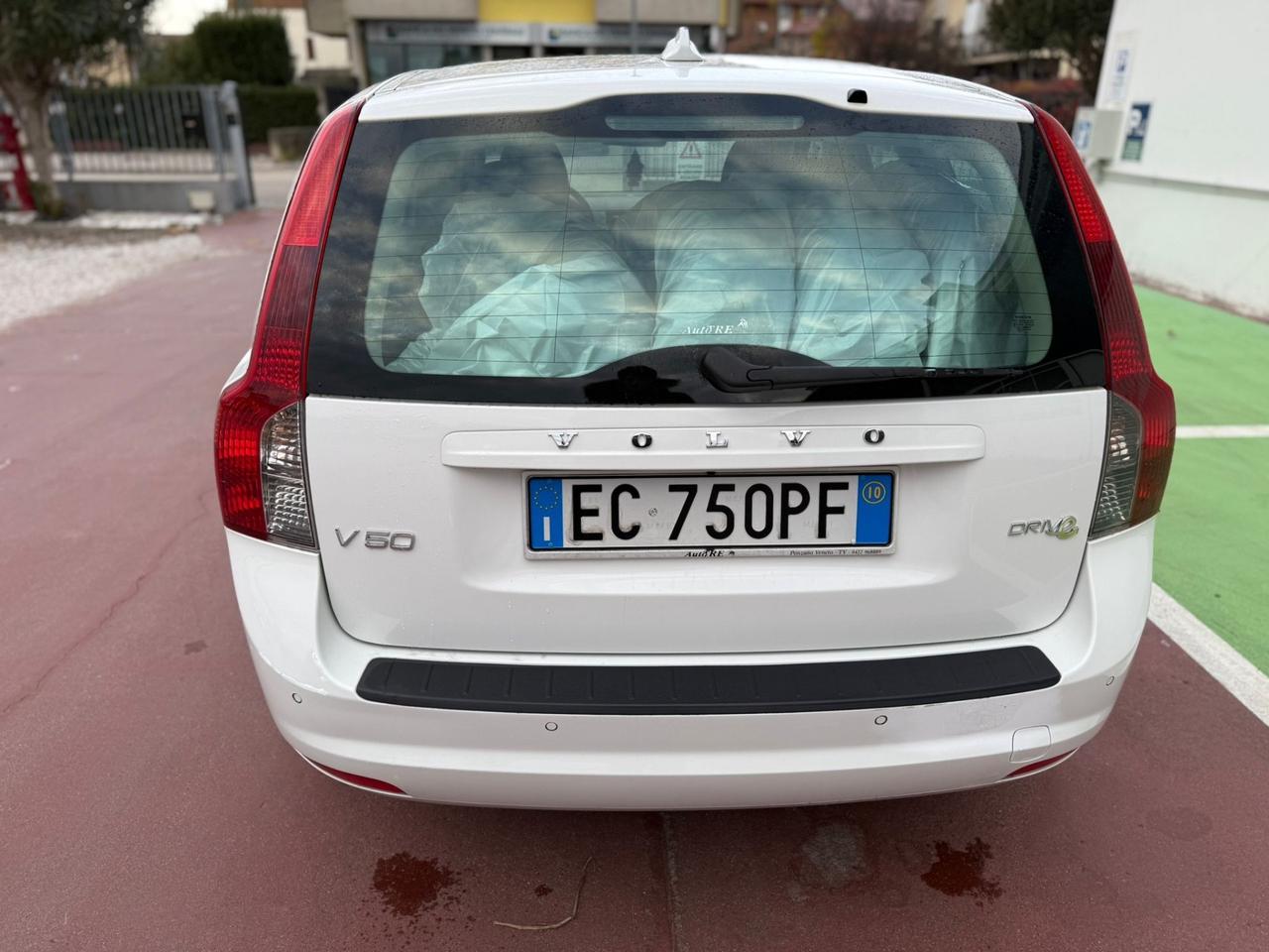 Volvo V50 DRIVe POLAR 1.6 d KM 228.000