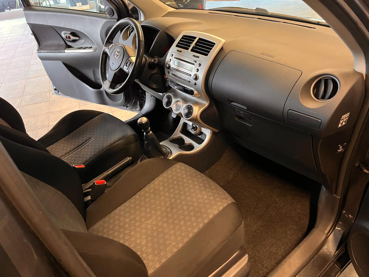 Toyota Urban Cruiser 1.4 D-4D 4X4 Luxury