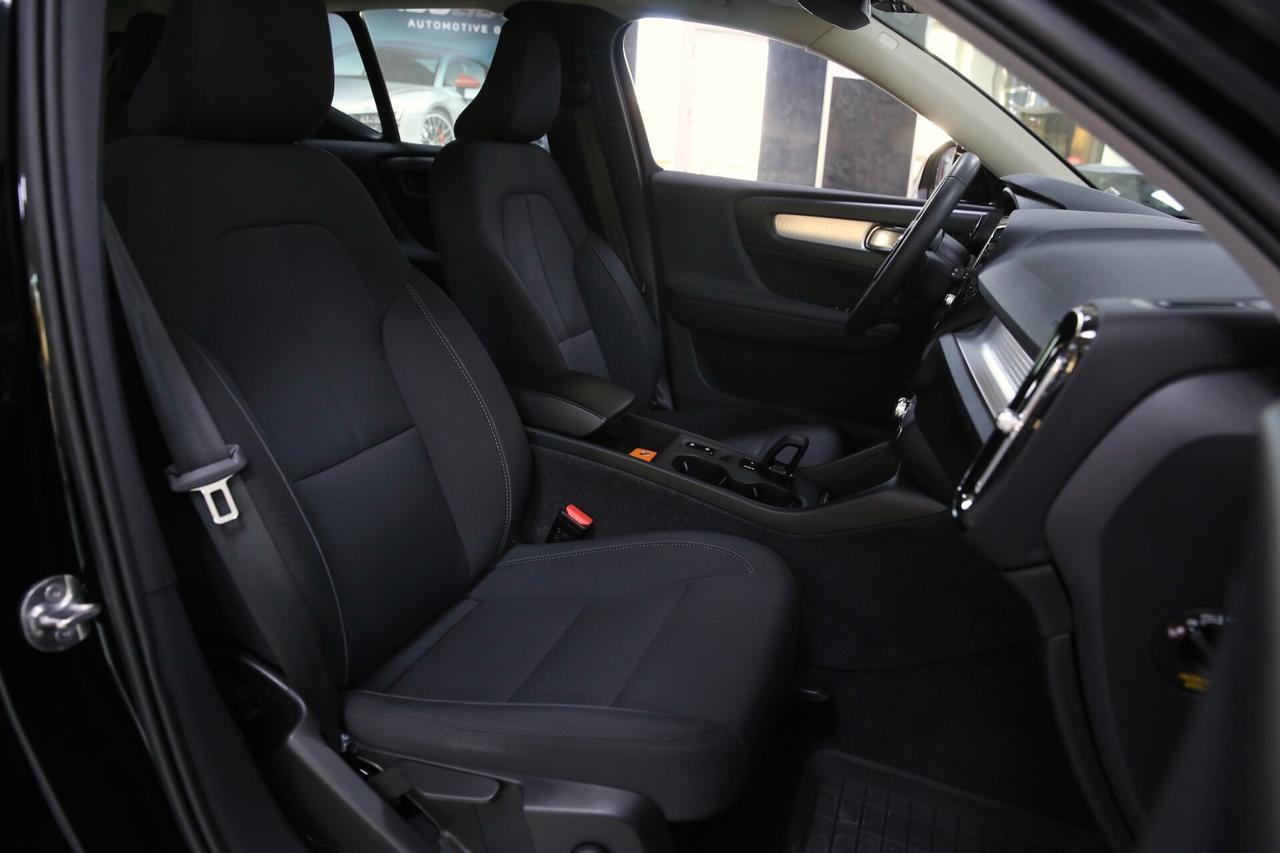 Volvo XC40 T4 Recharge Plug-in Hybrid Inscription Expression auto