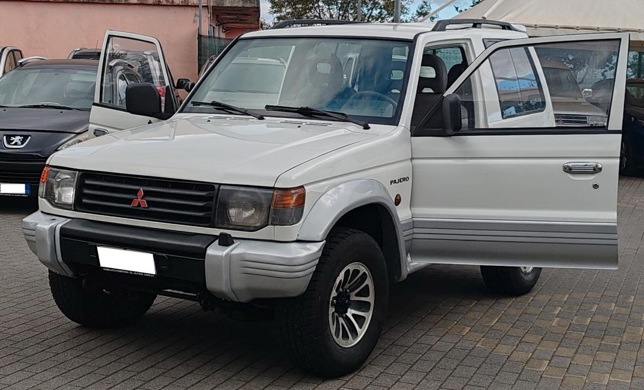 Mitsubishi Pajero 2.5 TDI 3P GLS -MOTORE NUOVO-