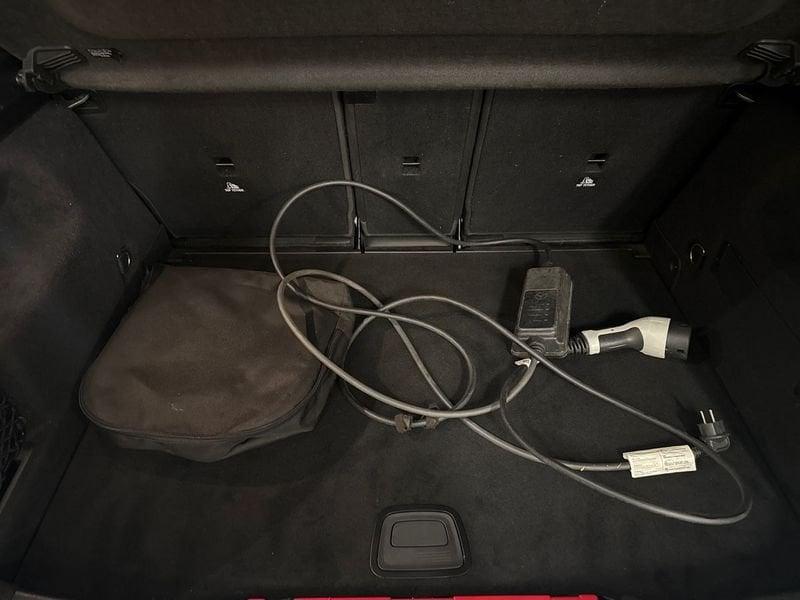 Mercedes-Benz GLA 250 e phev (eq-power) Premium auto