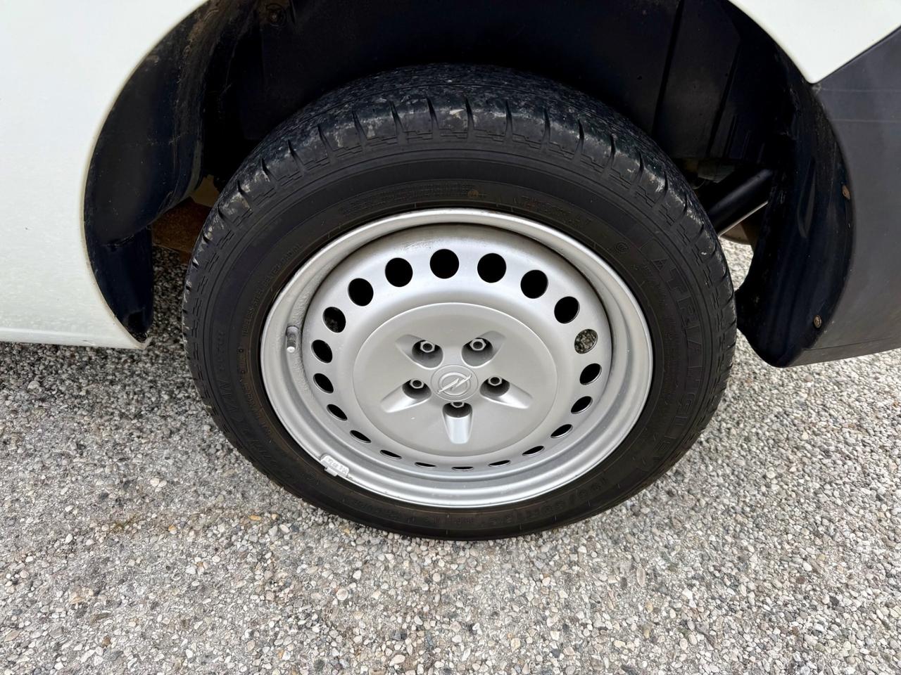 Opel Combo 1.4 Turbo EcoM Ok NEOPATENTATI