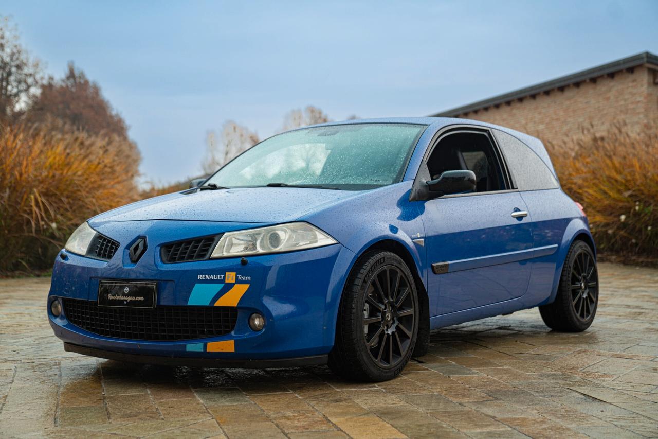 Renault Megane RS F1 - REN00042