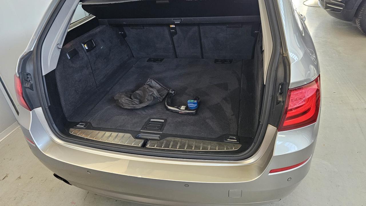 BMW 520D Manuale Gancio Traino