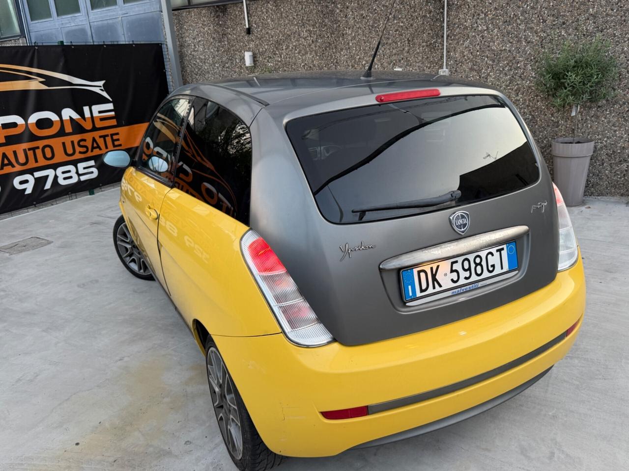 LANCIA YPSILON 1.3 MJT 90CV MOMO-DISIGN