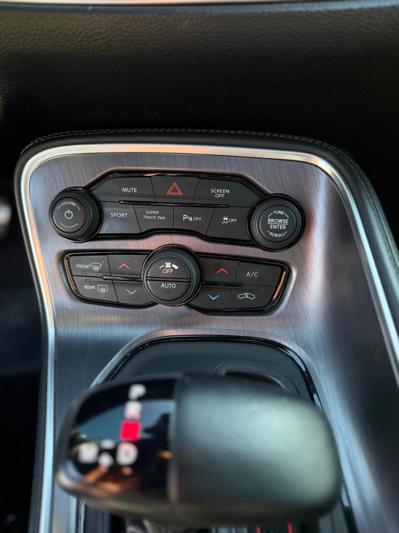 Dodge Nitro CHALLENGER 3.6 V6 305CV FULL OPTIONAL