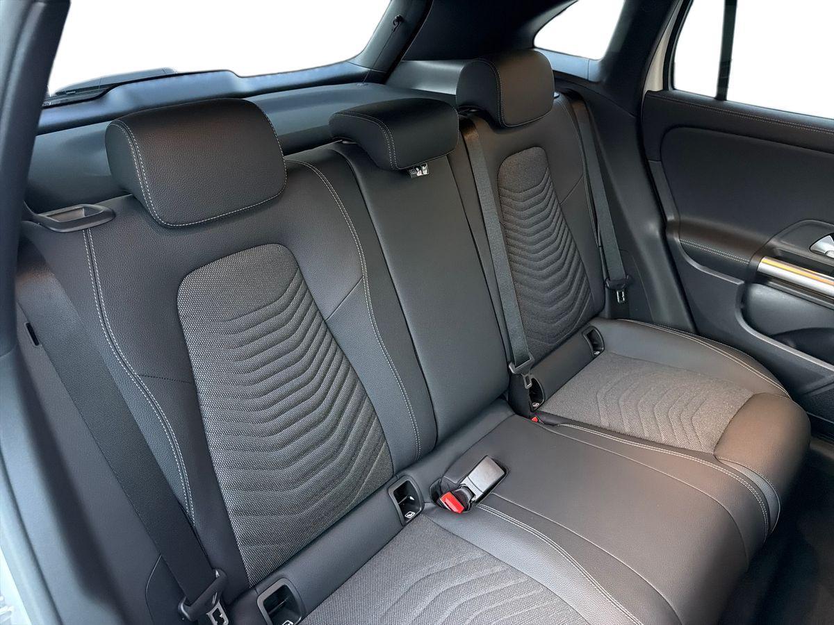 Mercedes-Benz GLA 200 d automatic