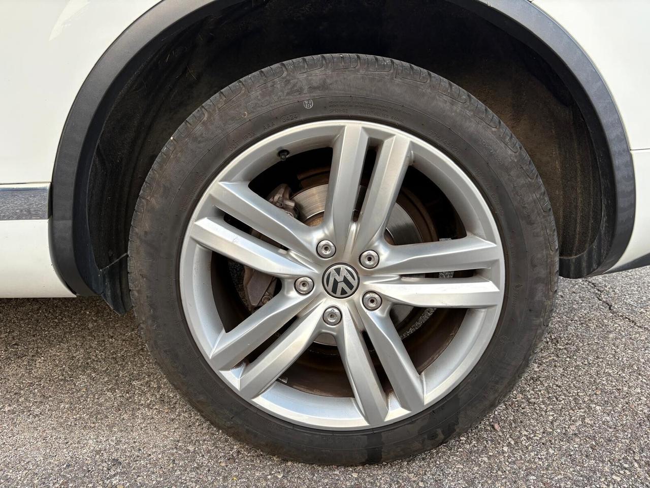 Volkswagen Touareg EXECUTIVE 3.0 V6 245cv