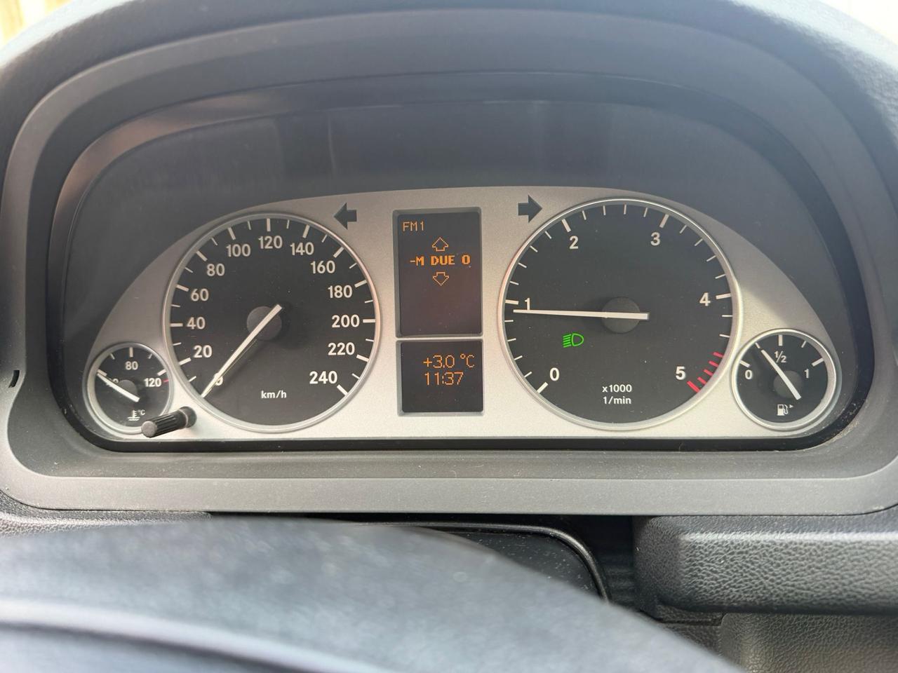 MERCEDES BENZ B200 CDI