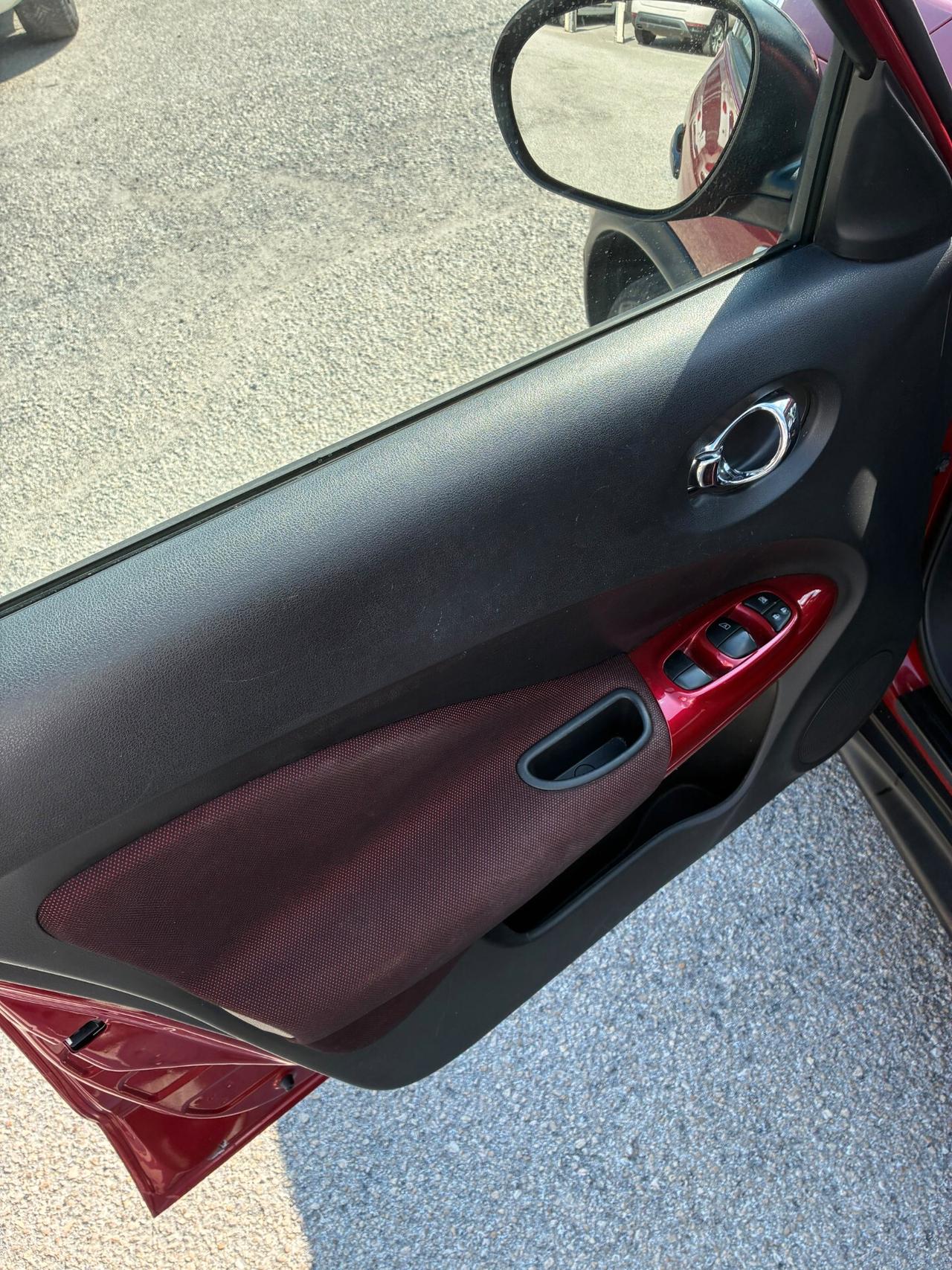 Nissan Juke 1.6 DIG-T 190 Acenta