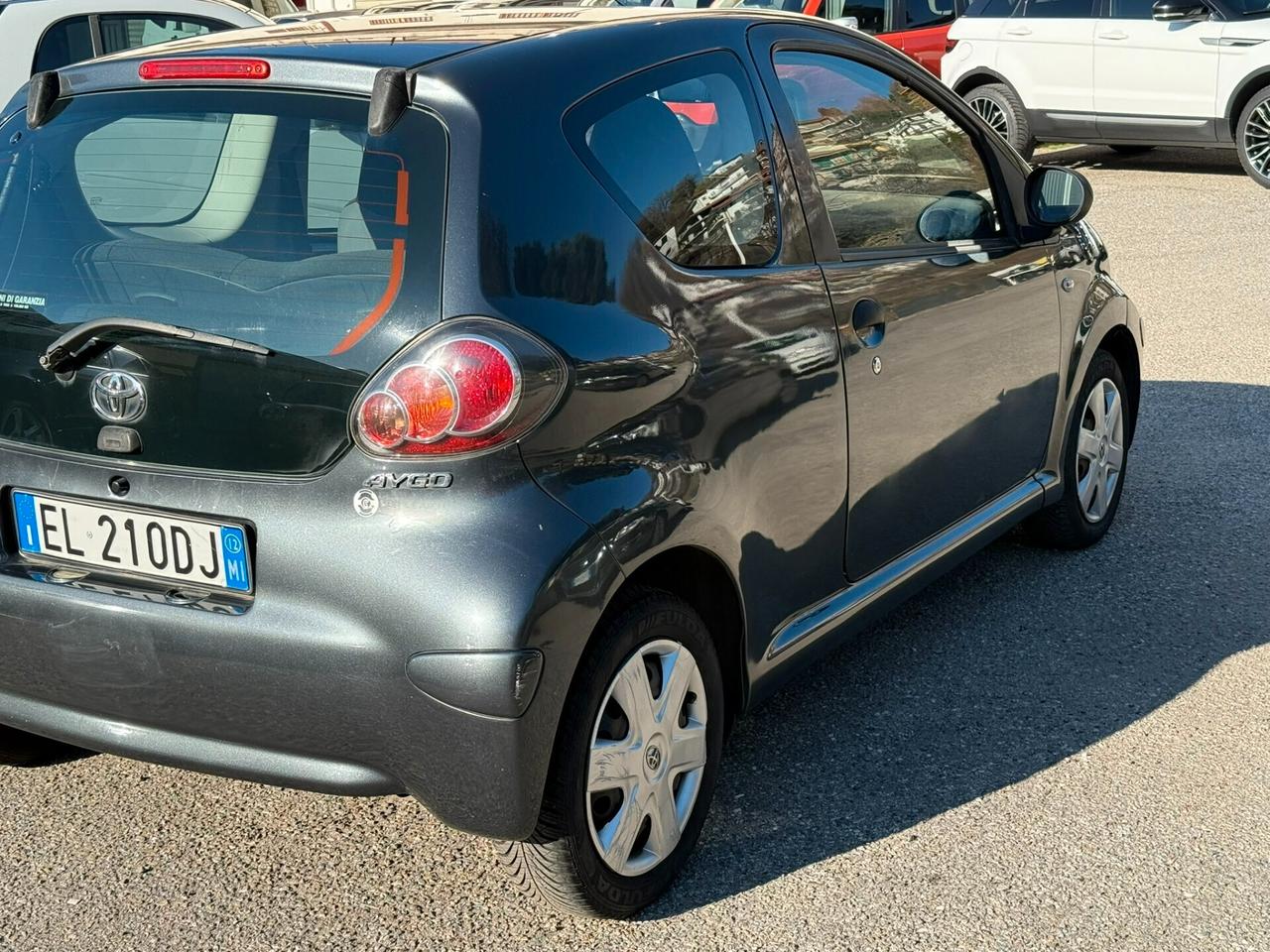Toyota Aygo 1.0 12V VVT-i 3 porte Lounge