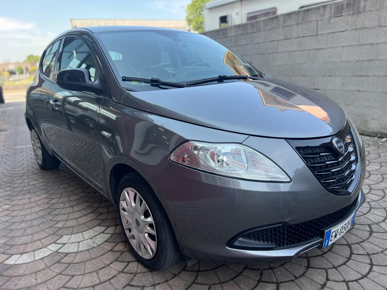 Lancia Ypsilon 1.2 GPL - Garanzia 12 Mesi