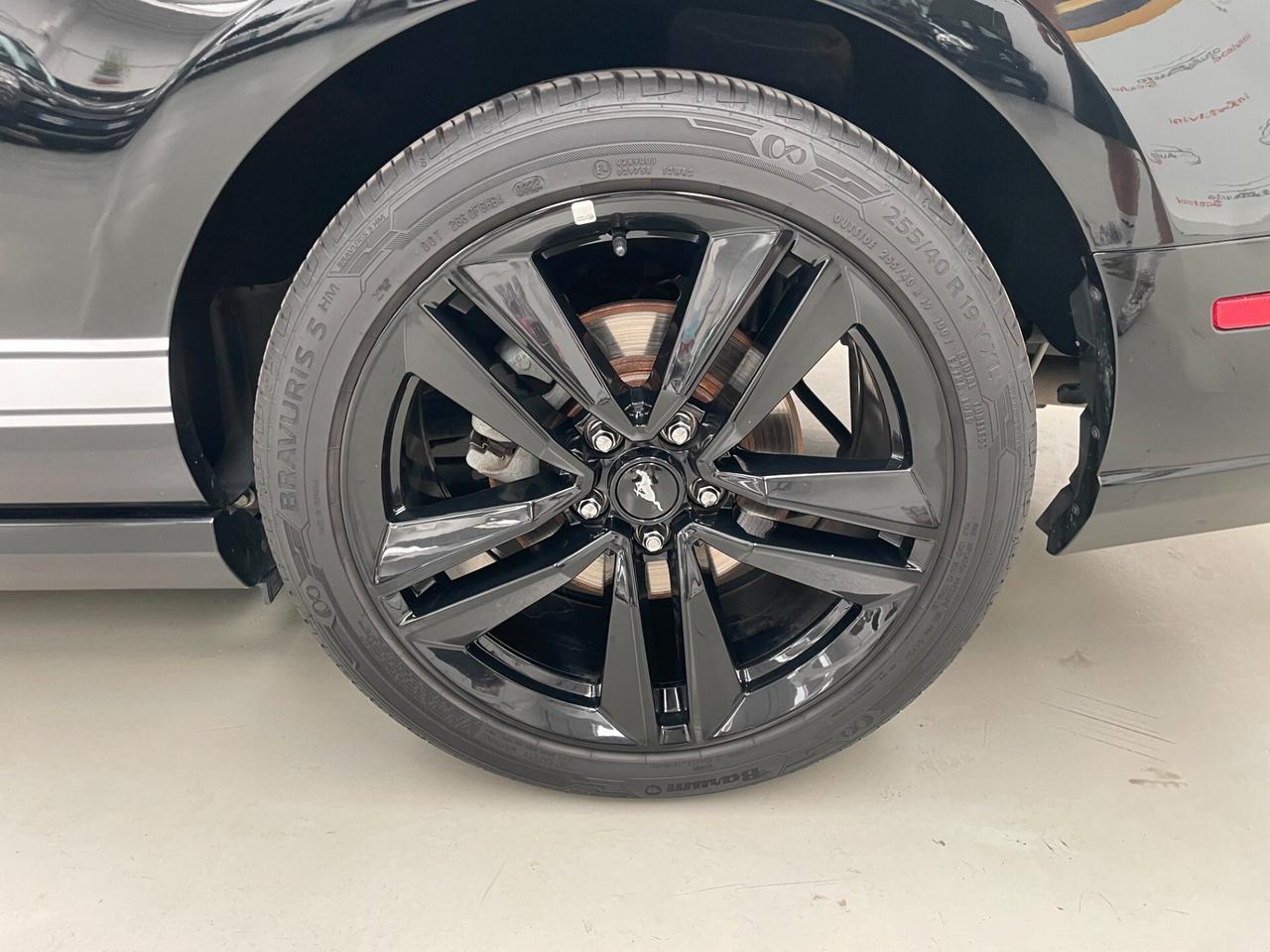 Mustang 3.7 V6 224cv automatic