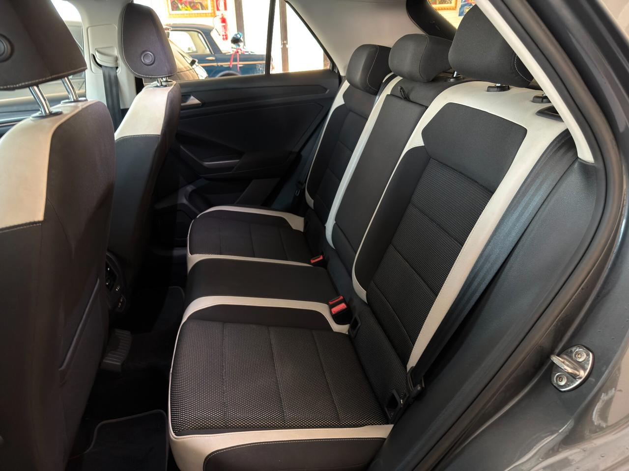 VOLKSWAGEN T-ROC 2.0cc 150Cv Tdi Sport 4motion dsg IVA ESPOSTA