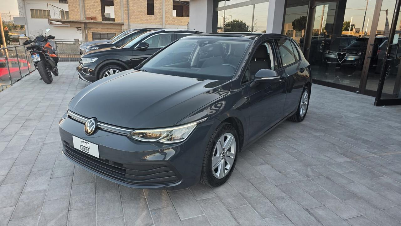 Volkswagen Golf 1.0 eTSI EVO DSG Life