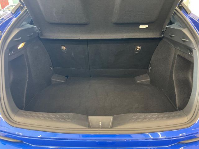 TOYOTA C-HR 1.8 Hybrid E-CVT Trend