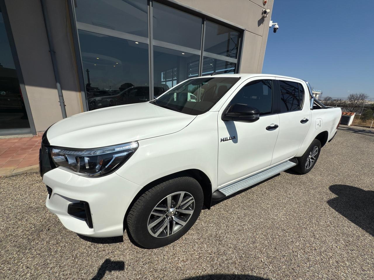 Toyota Hilux 2.4 D-4D 4WD Executive IVA ESP.