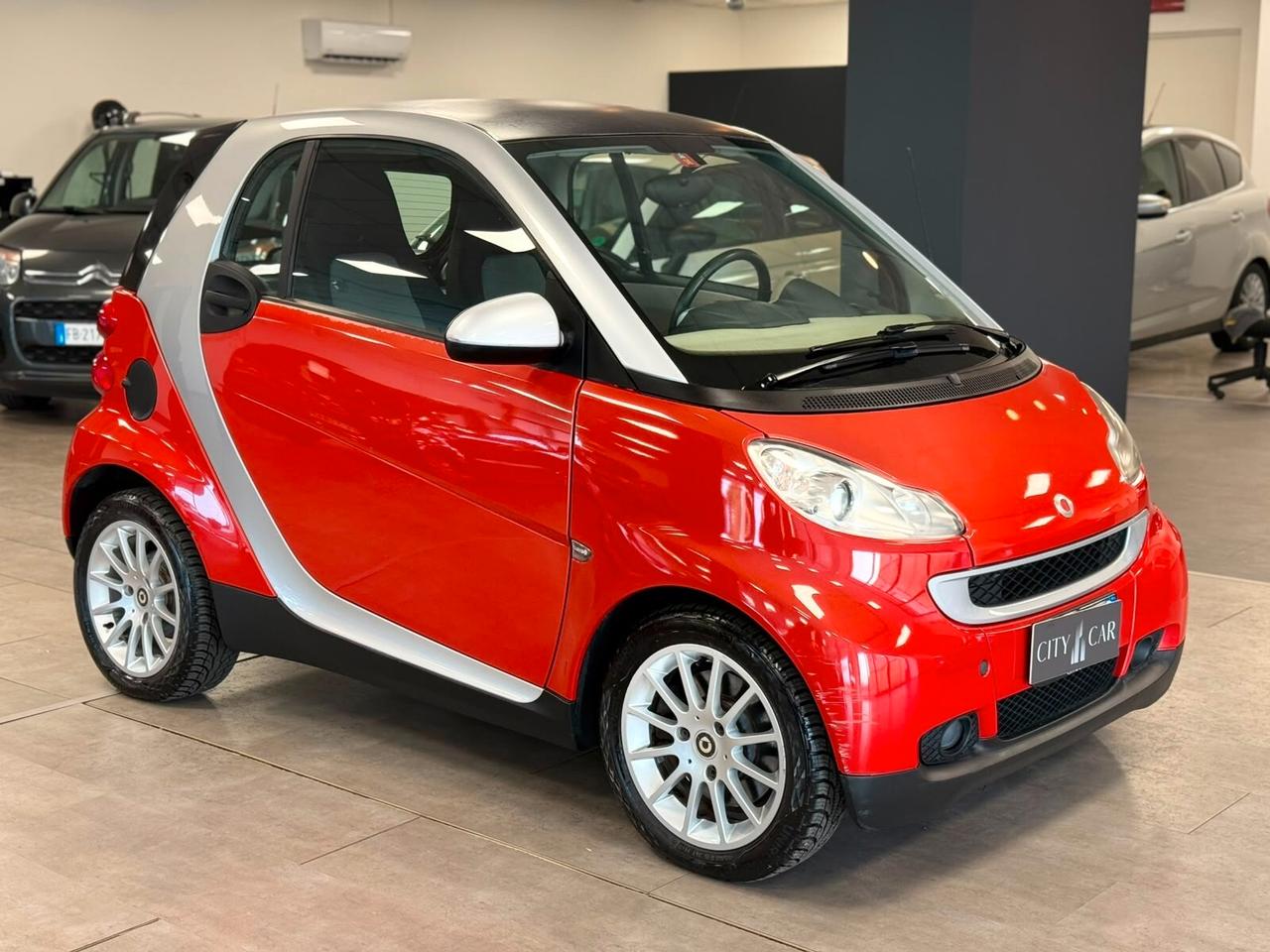 Smart ForTwo 1000 62 kW coupé passion