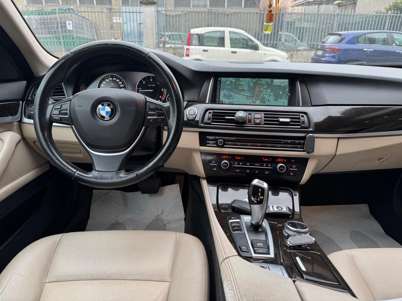 Bmw 520 520d Luxury 520d xDrive Touring Msport (135 kw)