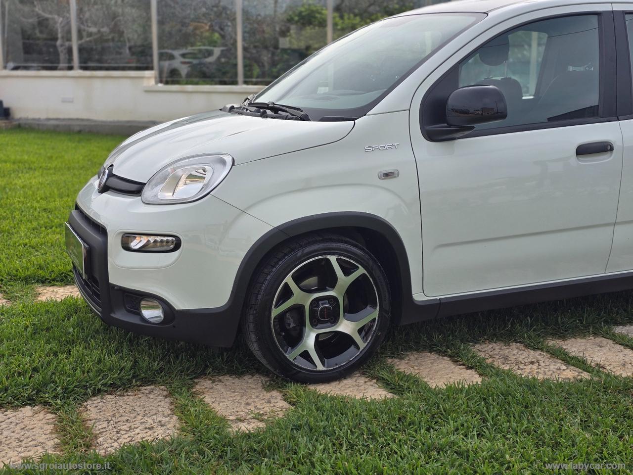 FIAT Panda 1.0 FireFly S&S Hybrid Sport