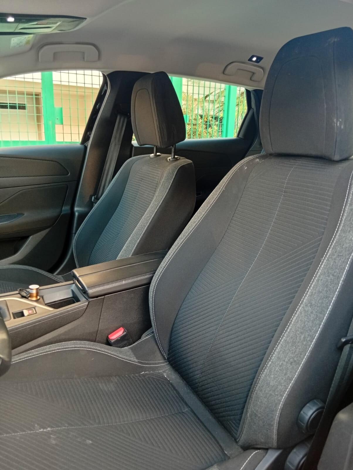 Peugeot 308 BlueHDi 130 S&S SW Allure