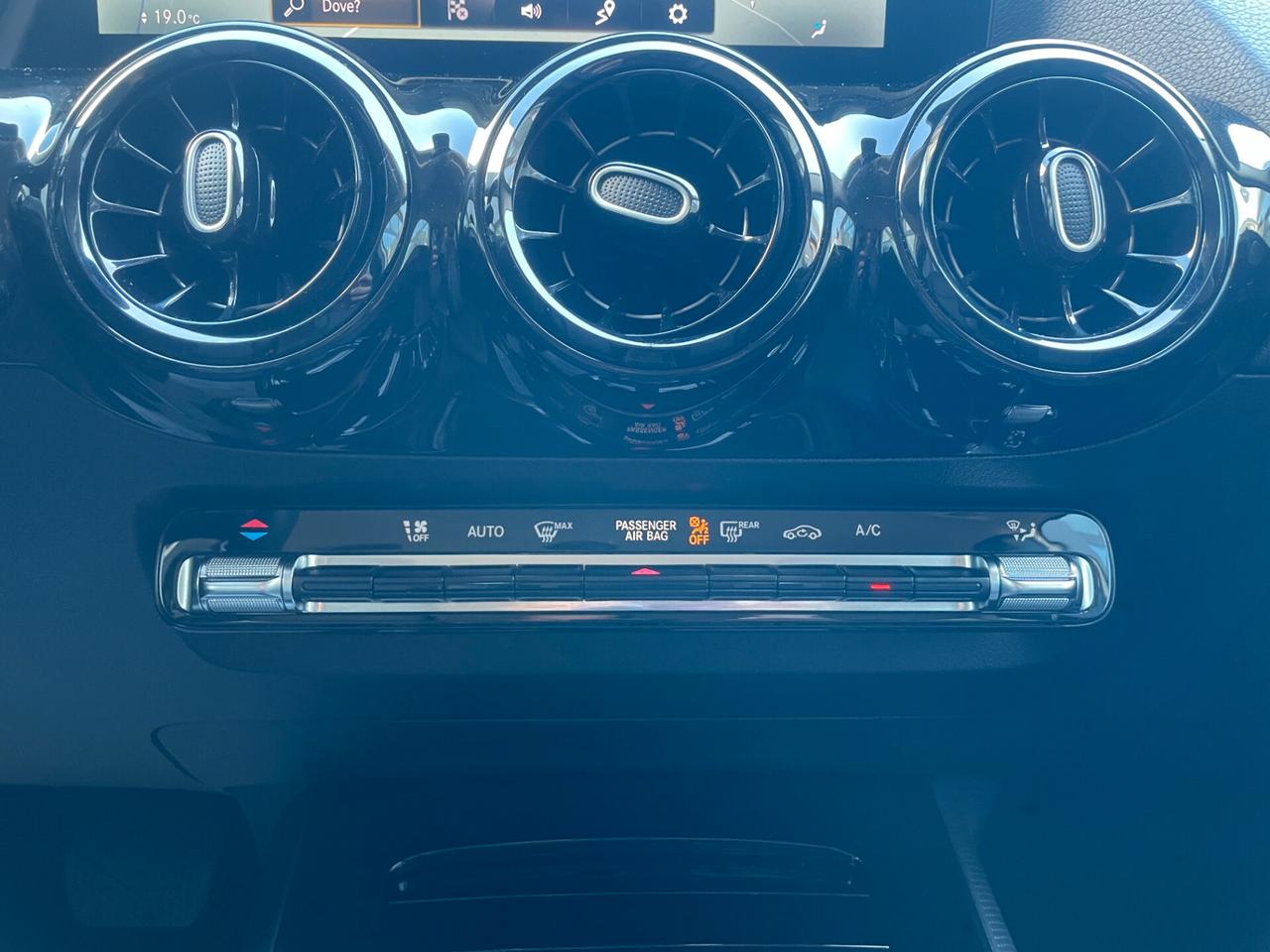 Mercedes-benz GLA 180 d Automatic Business
