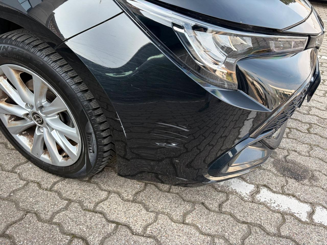 Toyota Corolla Touring Sports 1.8h auto DANNEGGIATA